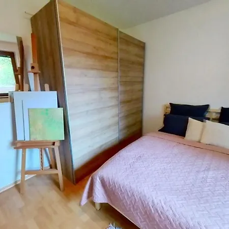 House Semesterbostad *